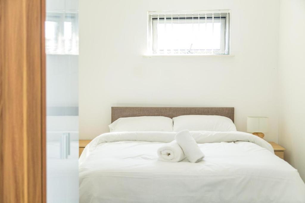 Serviced Apartment In Liverpool City Centre - Free Parking - Balcony - By Happy Days Exteriér fotografie