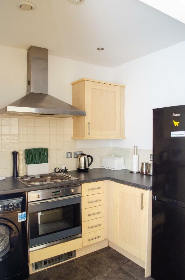 Serviced Apartment In Liverpool City Centre - Free Parking - Balcony - By Happy Days Exteriér fotografie